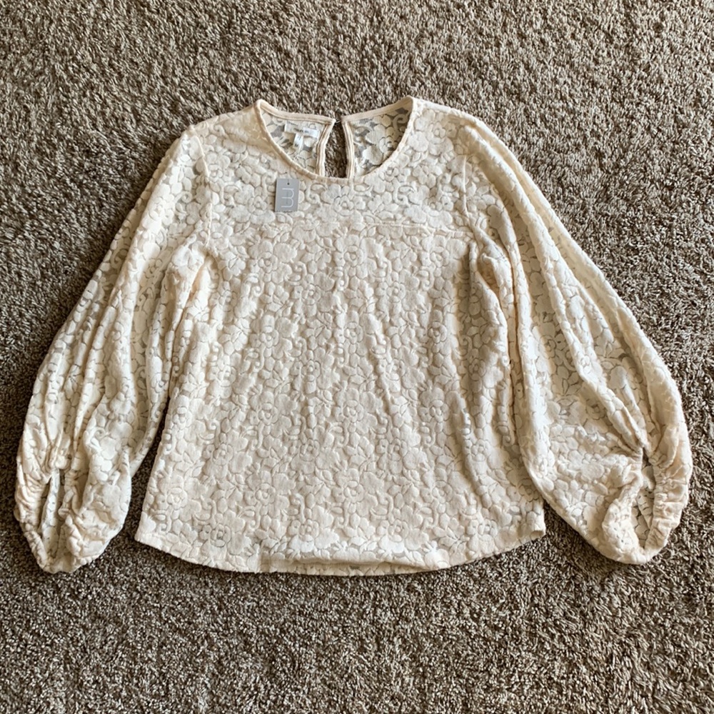Women’s Maurice’s long sleeve lace top